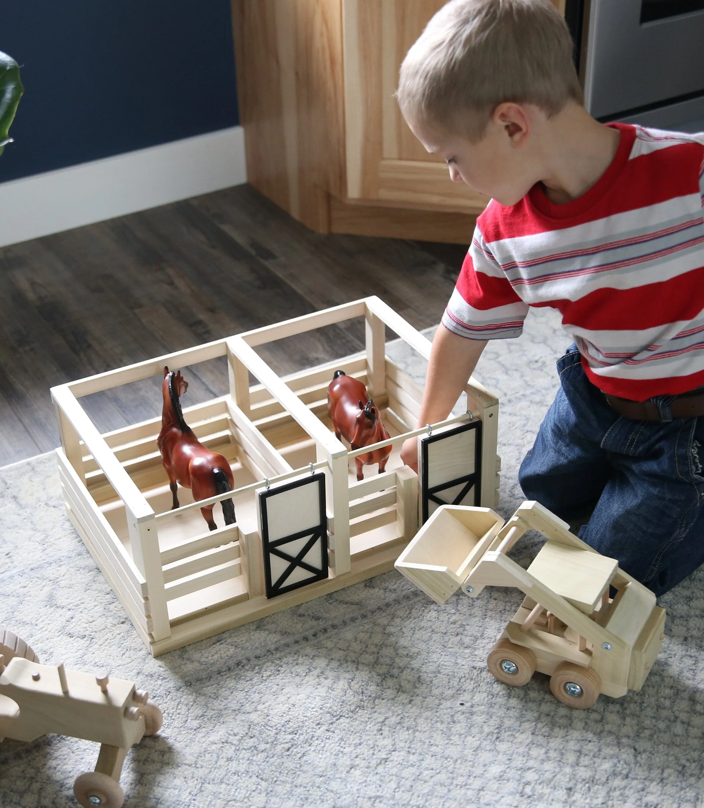 Amish-Made Wooden Toy 2 Stall Horse Stable with Sliding Stall Doors